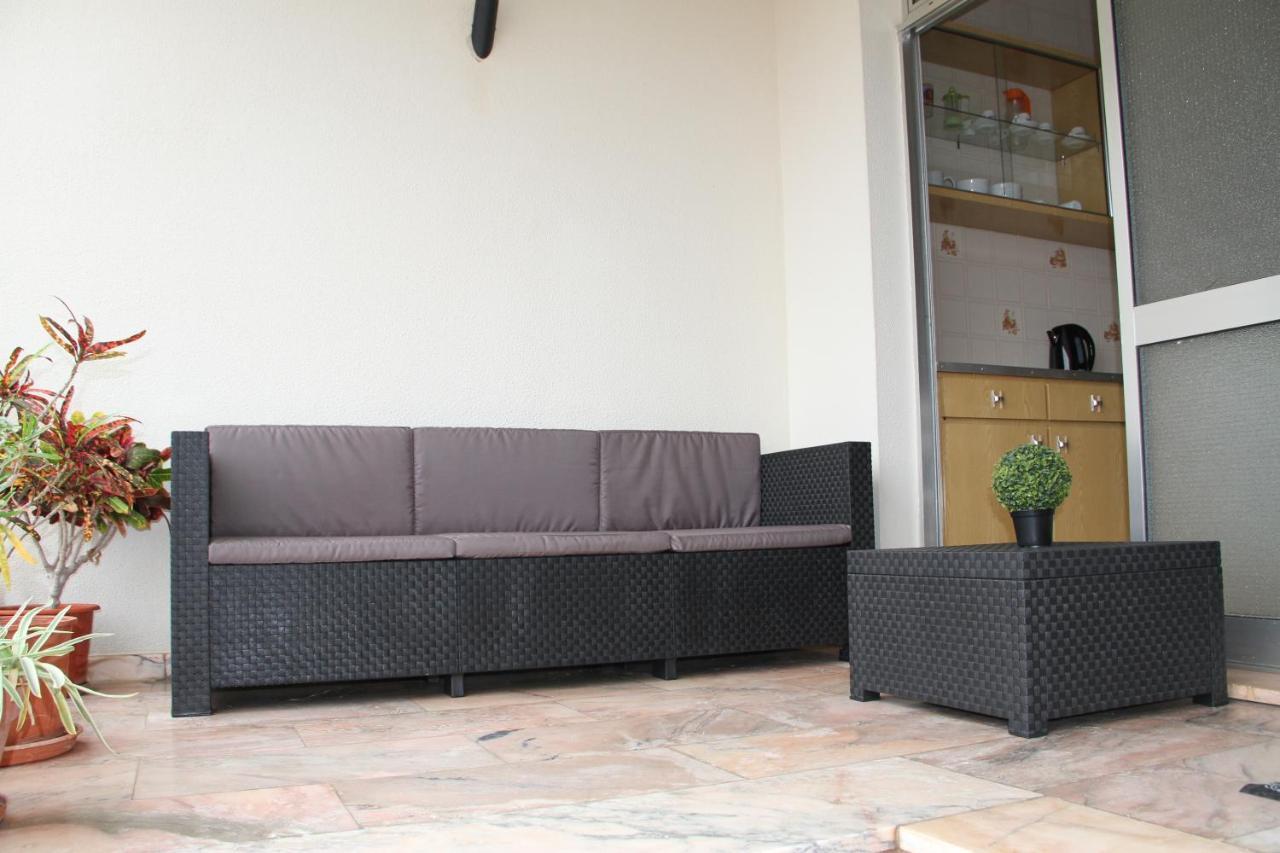 Vigario House